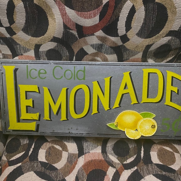 Lemonade sign - Picture 1 of 1